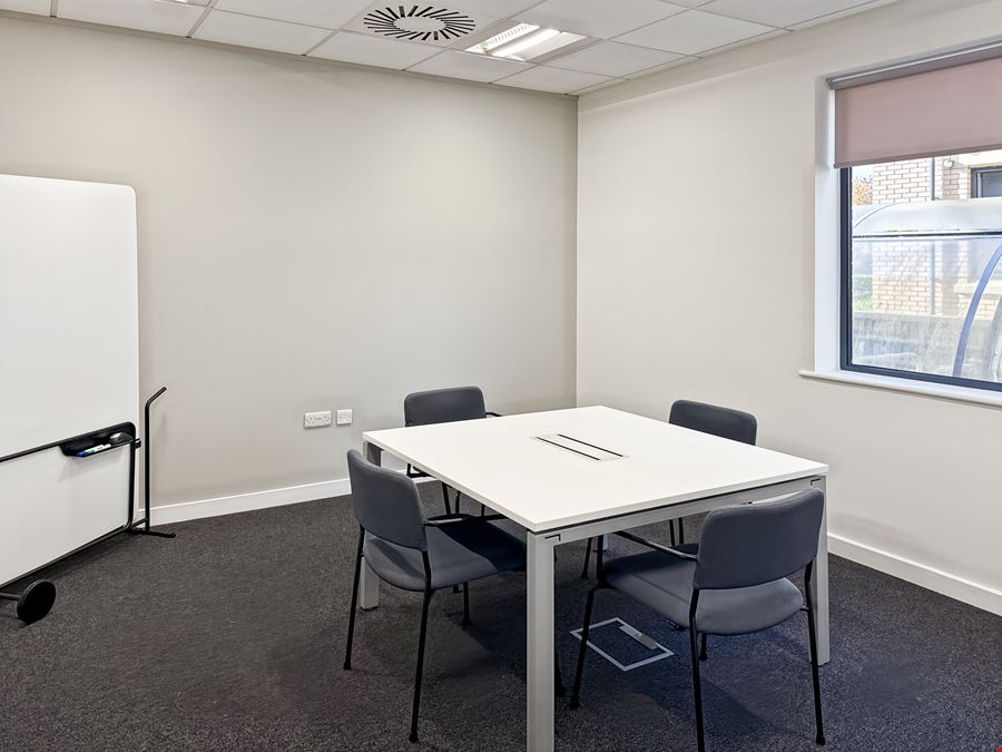 Regus - Taunton Courtenay House
