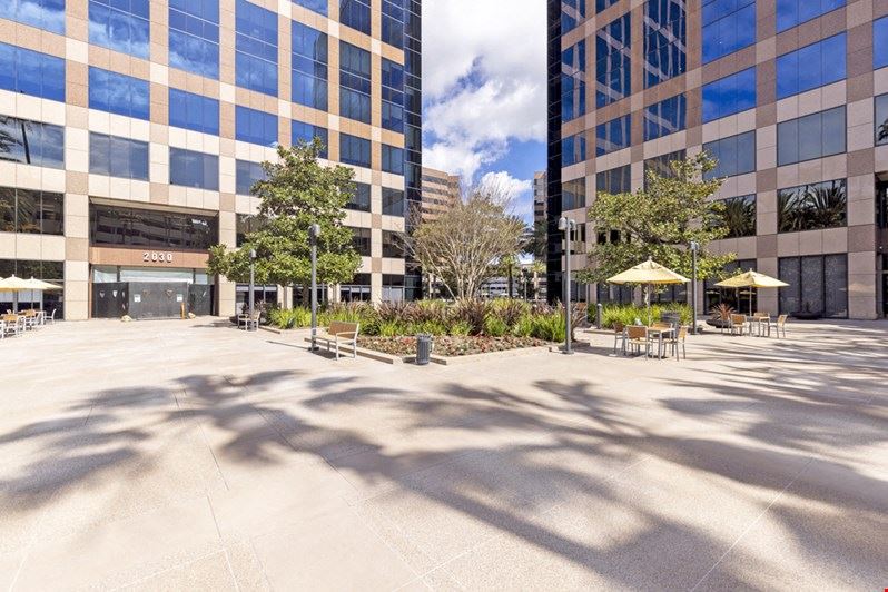 WFB - Irvine Wells Fargo Tower