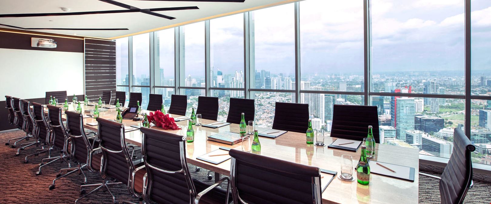 CEO Suite - Jakarta - AXA Tower