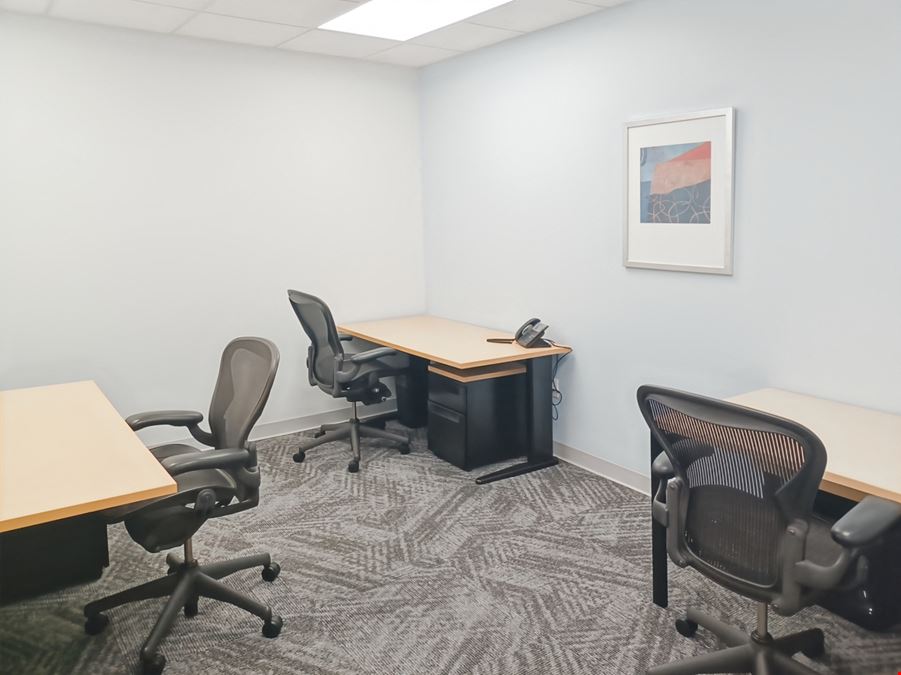 Regus - Hauppauge - 150 Motor Parkway