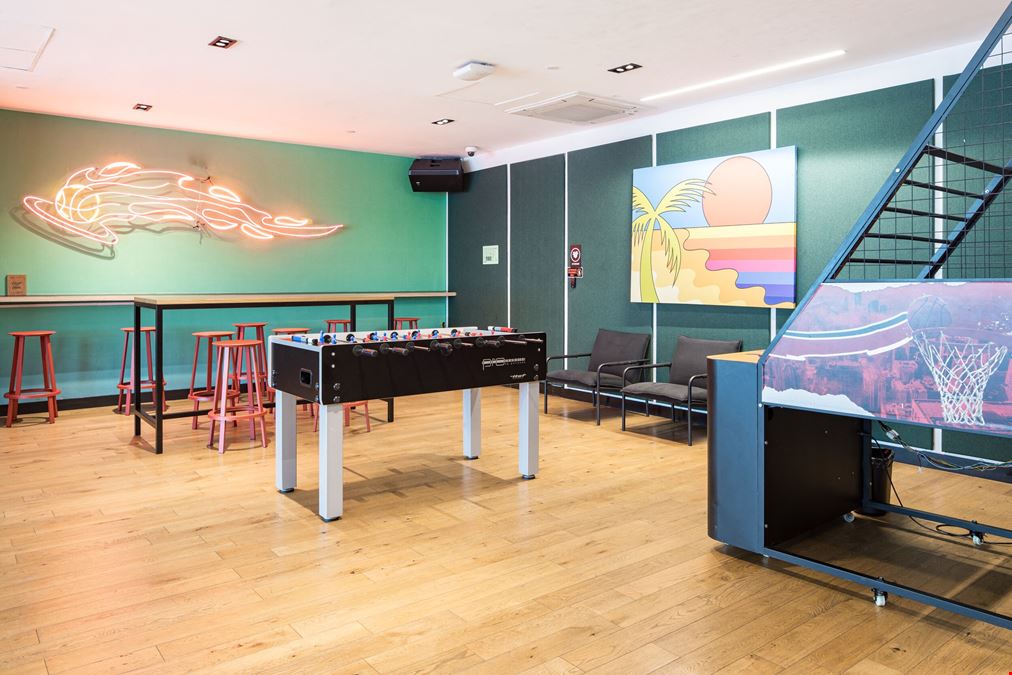 Uptown Bonifacio Tower Three