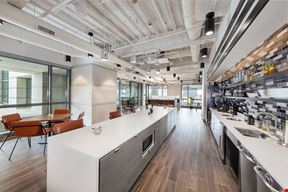 Venture X Lounge