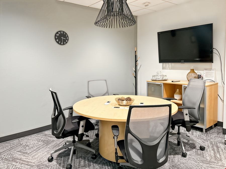 Regus - Phoenix - Washington at Sky Harbor