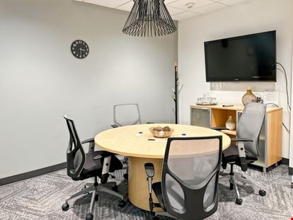 Regus - Phoenix - Washington at Sky Harbor