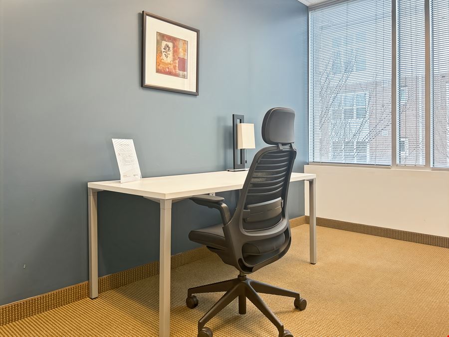 Regus - Charlotte - Toringdon