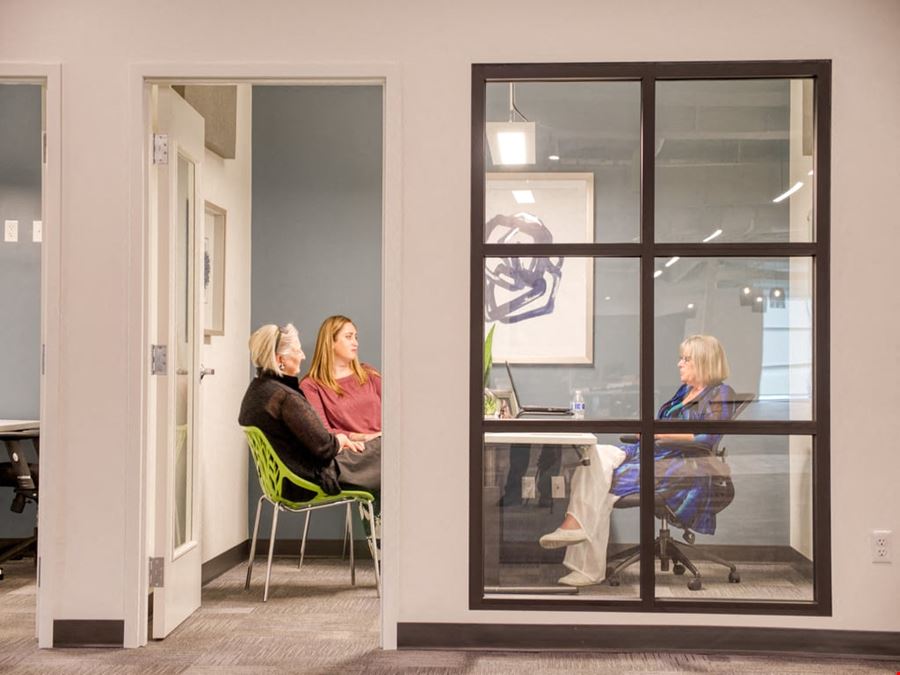 Burbity Workspaces - Sullivan Valley Commons