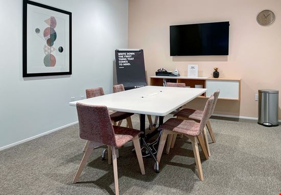 NC, Raleigh - Spaces Crabtree Terrace