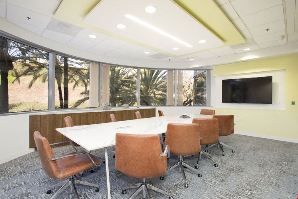 Carr Workplaces - Laguna Niguel