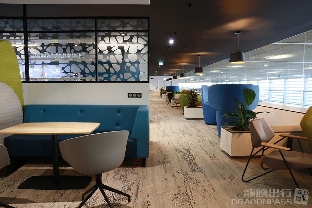 La Croix Du Sud Lounge Blagnac Airport Main Terminal