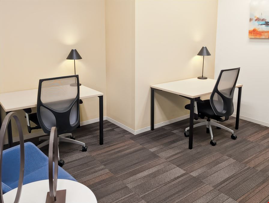 TX, Bee Cave - Hill Country Galleria