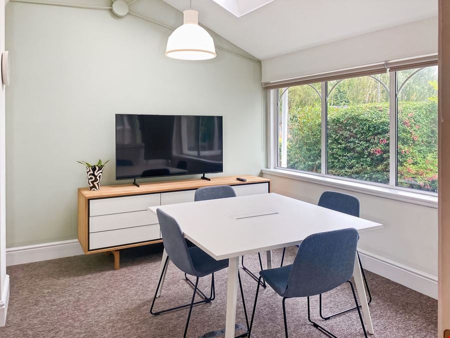 Regus - Worcester Whittington Hall
