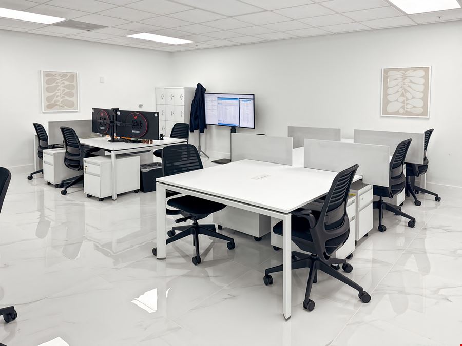 Regus - Doral - 107th Ave