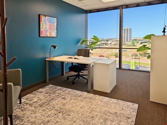 TX, Dallas - Mockingbird Towers