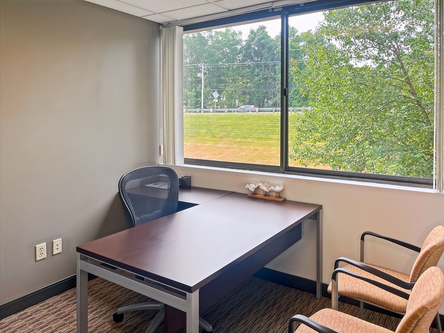 Regus - Nashua – One Tara Boulevard