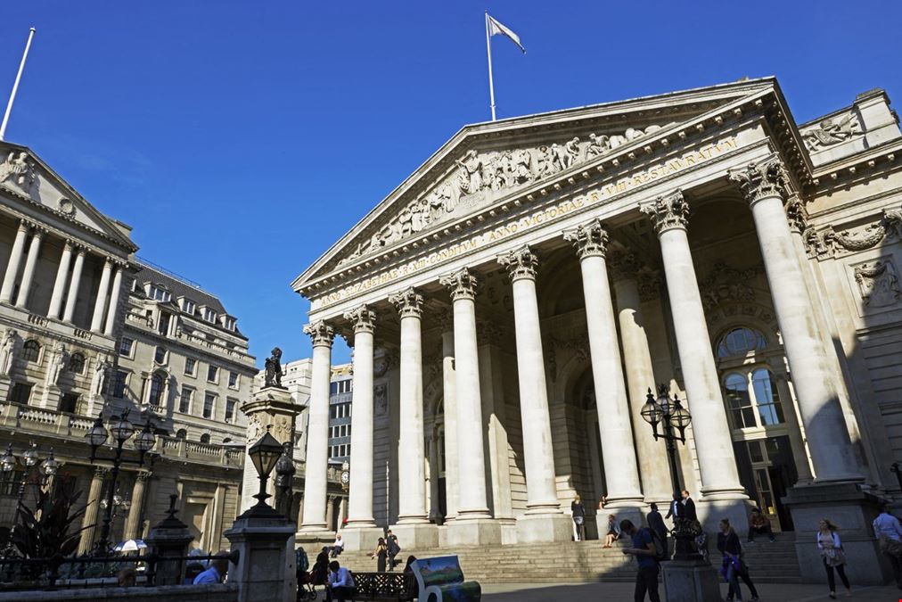 Landmark: Royal Exchange - Bank