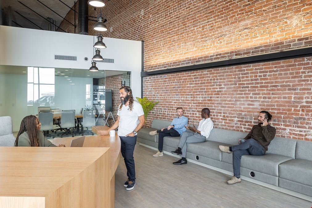 Local Collaborative Hermosa