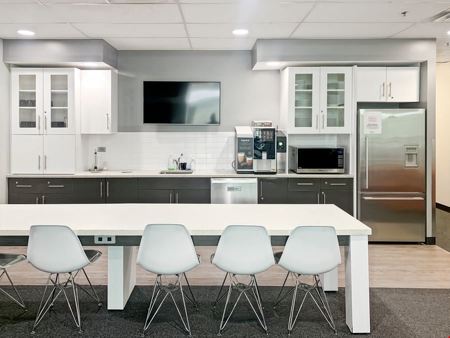 Regus - Richmond Hill