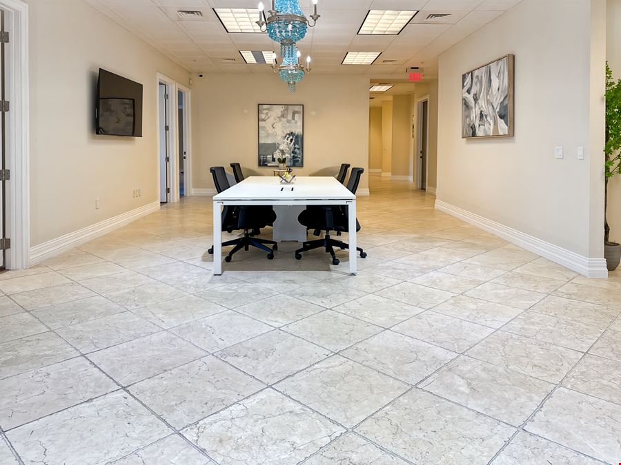 Regus - Hollywood - North Ocean Dr