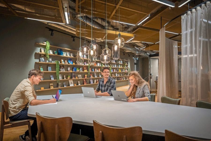 EDGE Grand Central - Berlin