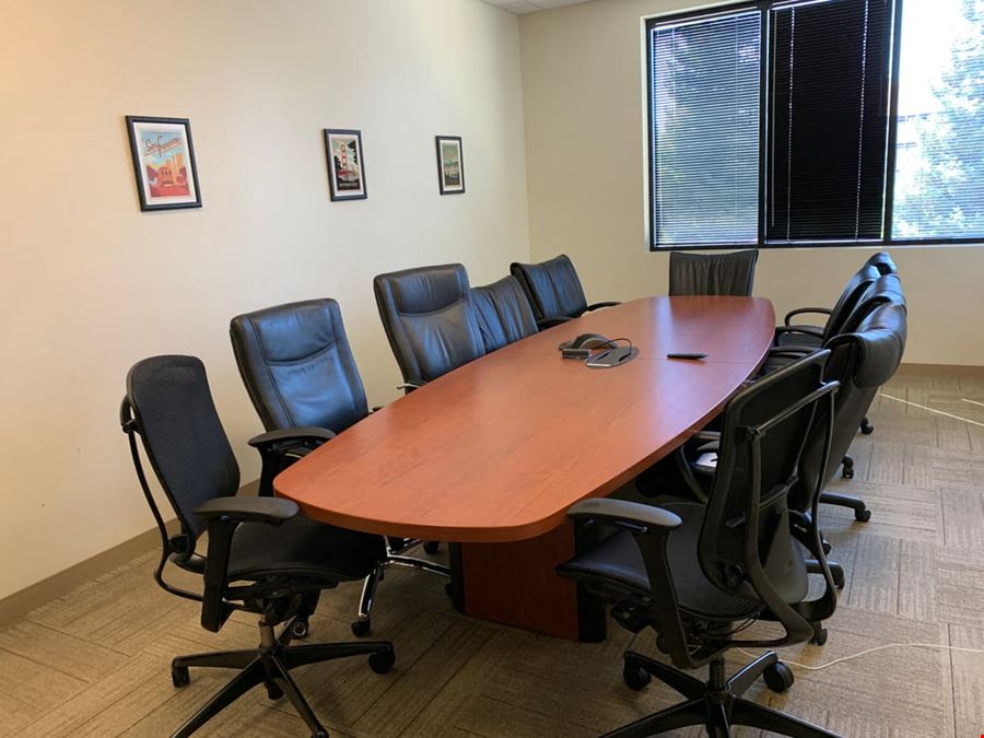 2nd Floor Meeting Room