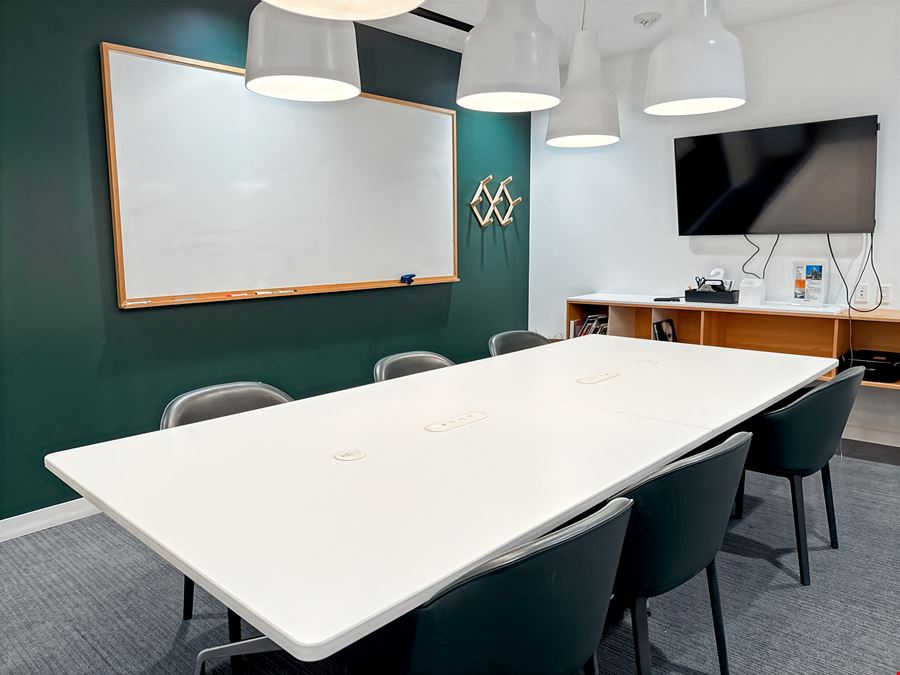 CA, Oakland - Spaces Jack London Square