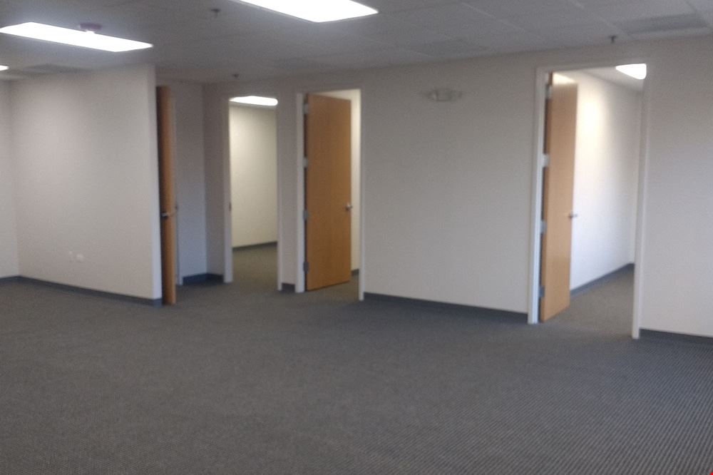 Workstyle Flexible Spaces - 3205-3231 North Wilke Road