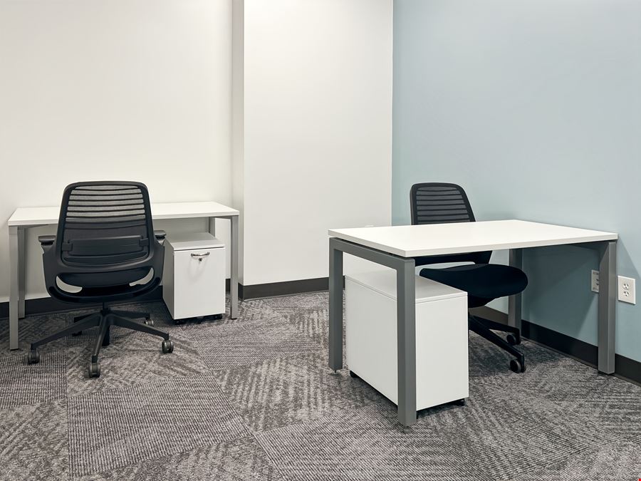 Regus - Alexandria - 211 N Union