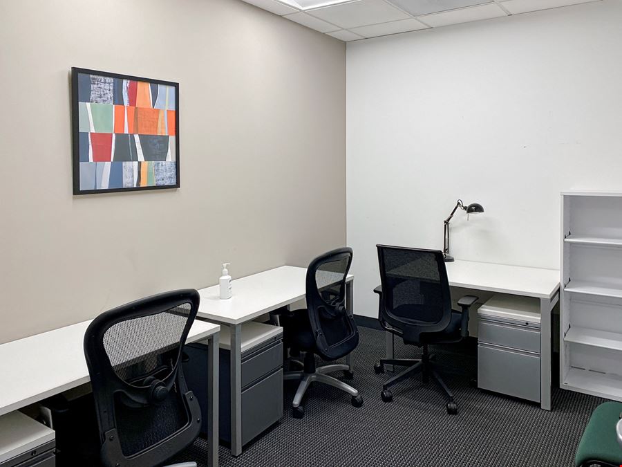 CA, San Ramon - Crow Canyon Plaza