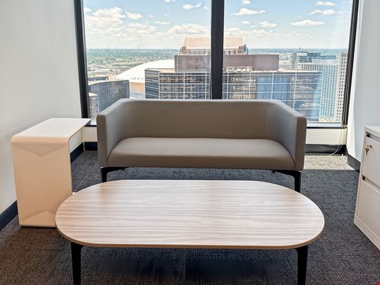 LA, New Orleans - Energy Centre Building