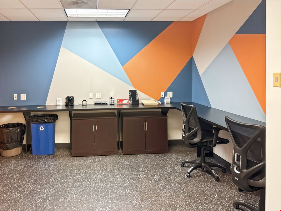 VA, Ashburn - Ashburn Rd