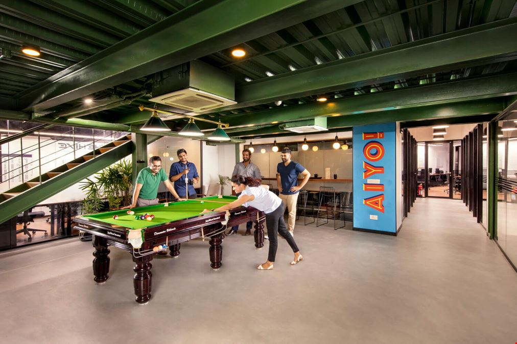 The Hive Collaborative Workspaces - OMR