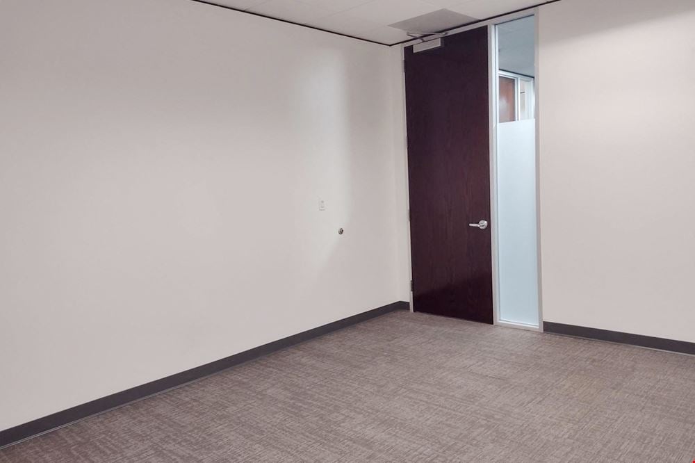 Workstyle Flexible Spaces - 801 Louisiana Street
