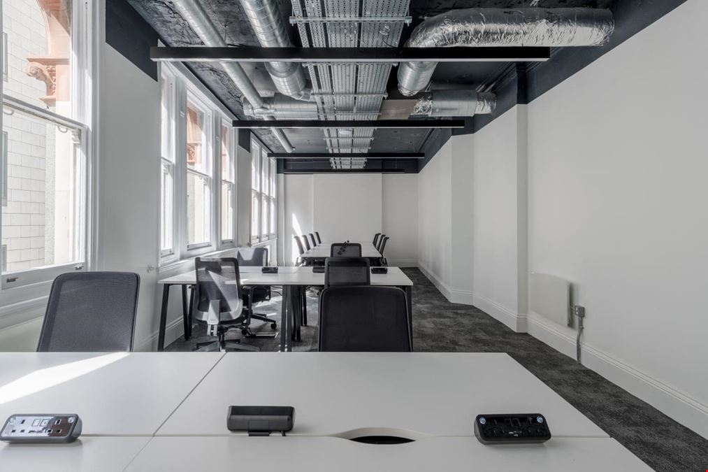 The Boutique  - Lime Street