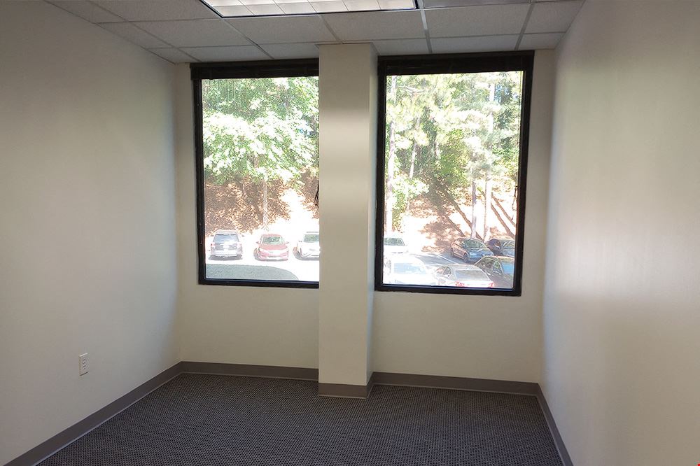 Workstyle Flexible Spaces - 2310 Parklake Drive