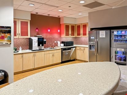 Regus - Chicago West Loop 200 S Wacker