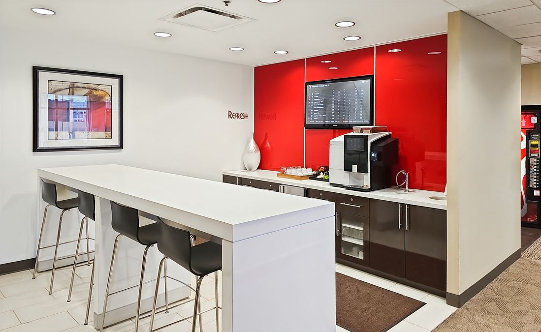 IA, Des Moines - Hub Tower