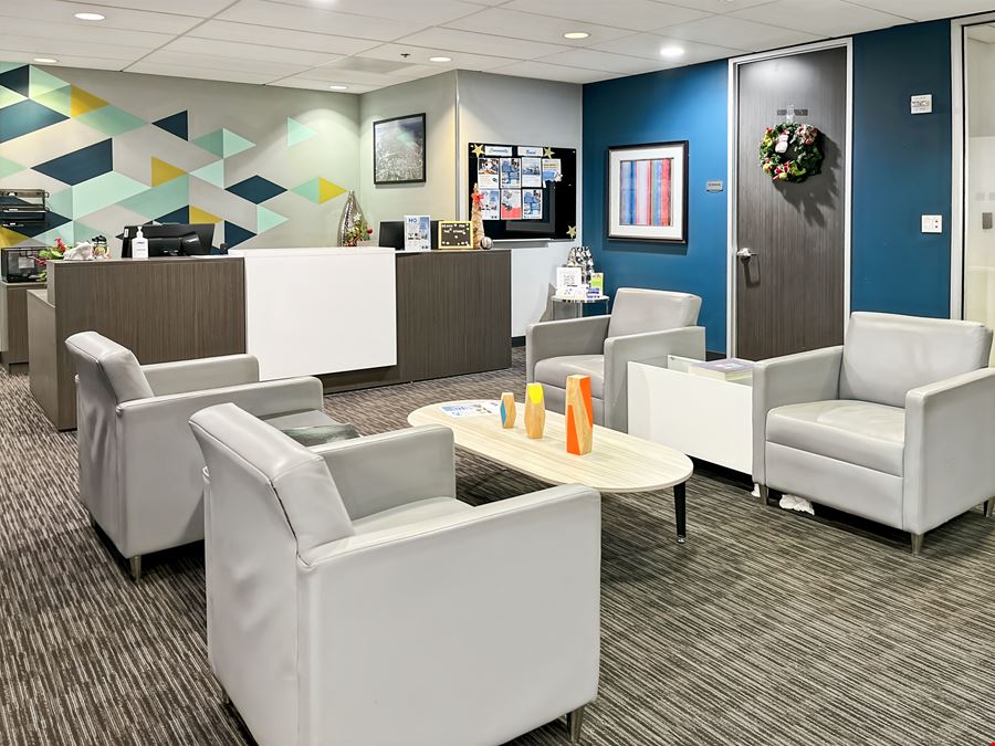 WA, Renton - Triton Towers Three