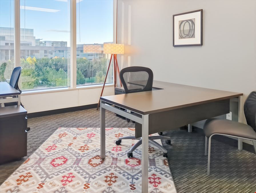 NE, Omaha - Landmark Center