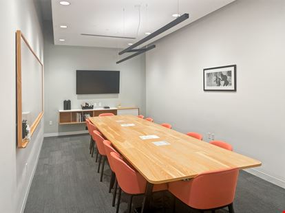 TX, Houston - Spaces Downtown Greenstreet