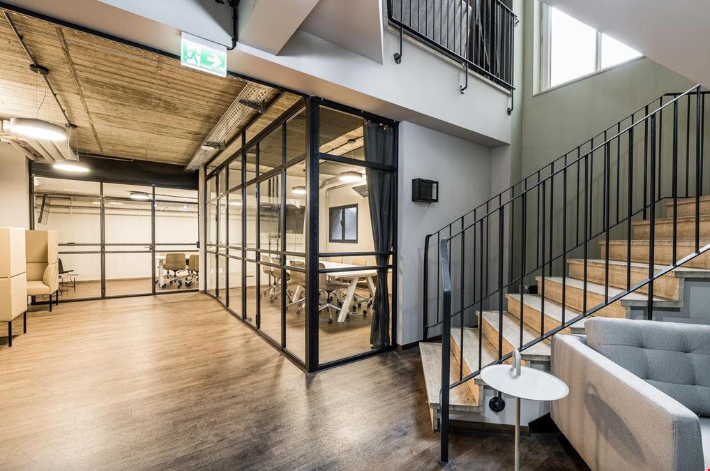 THE GATE - TOR 177. Front