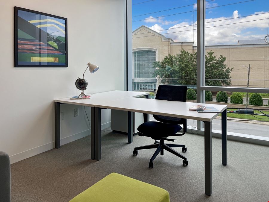 NC, Raleigh - Spaces Crabtree Terrace