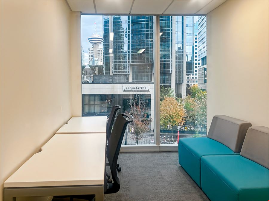 Spaces - Vancouver - Green Lamp