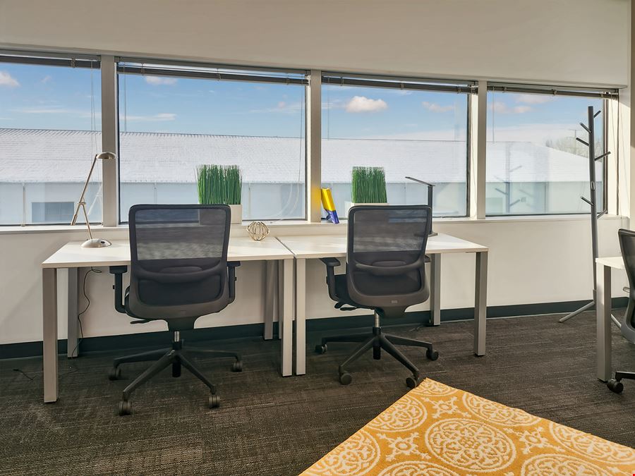 Regus - Minneapolis - 7825 Washington Ave