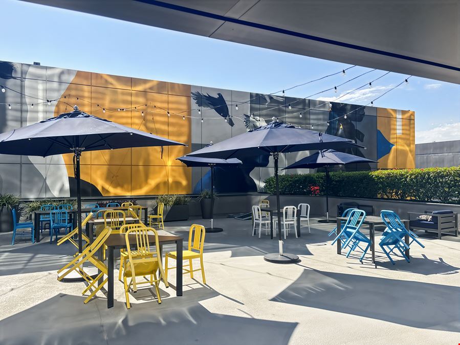 CA, Burbank - Burbank Business District