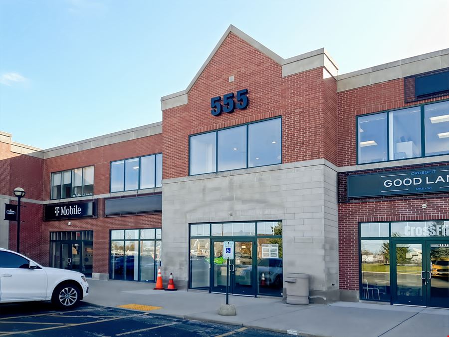 WI, Bayside - Brown Deer Rd