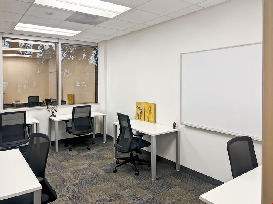 CA, San Diego - Via del Campo Ct