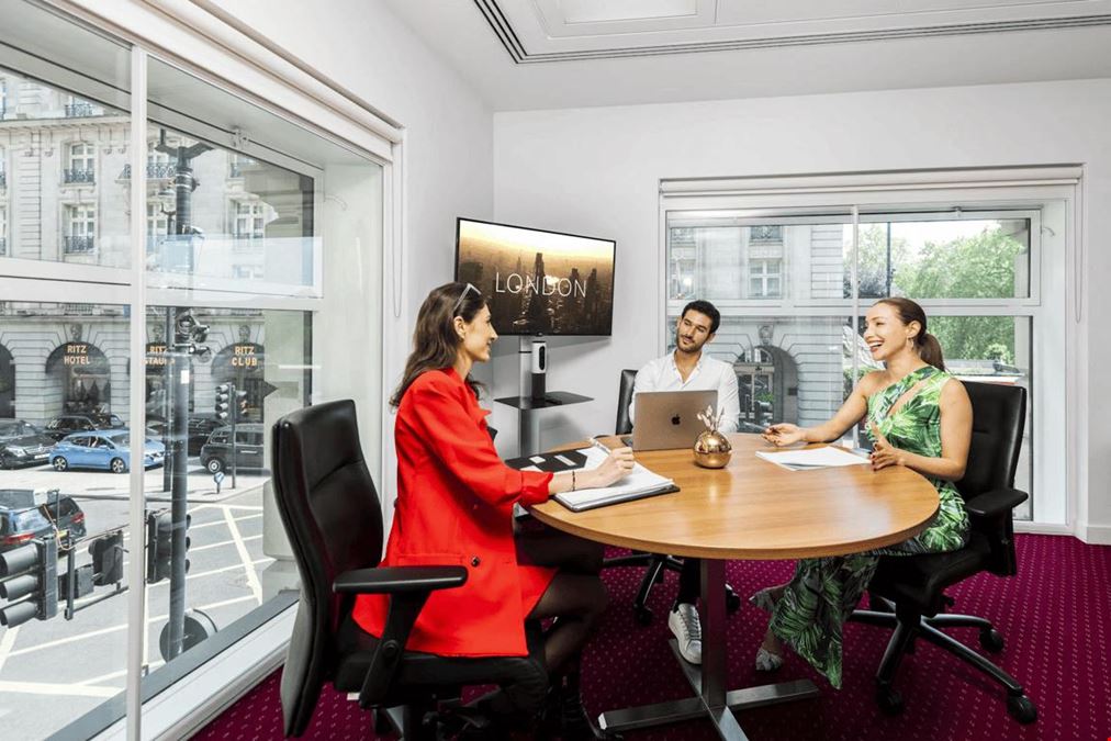 Servcorp (Per Oper Do not Publish) - Servcorp - One Mayfair Place