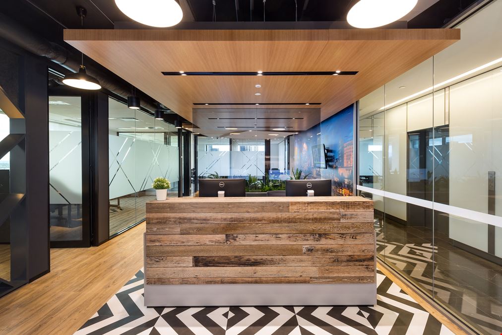 Collins - Compass Offices