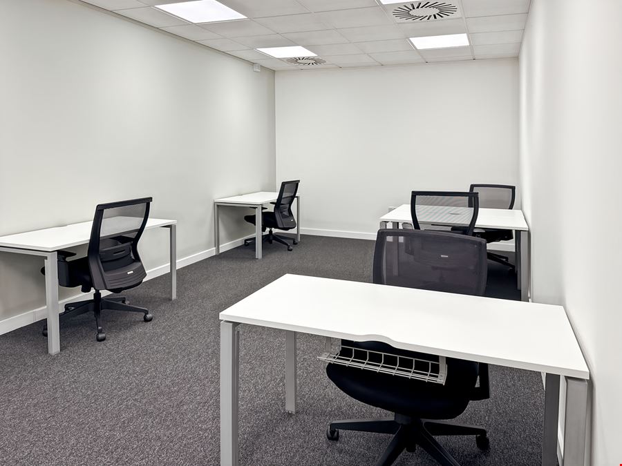 Regus - Taunton Courtenay House