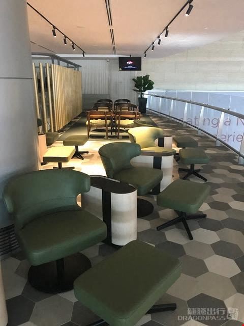 Blossom - Sats & Plaza Pemium Lounge Changi Airport Terminal 4